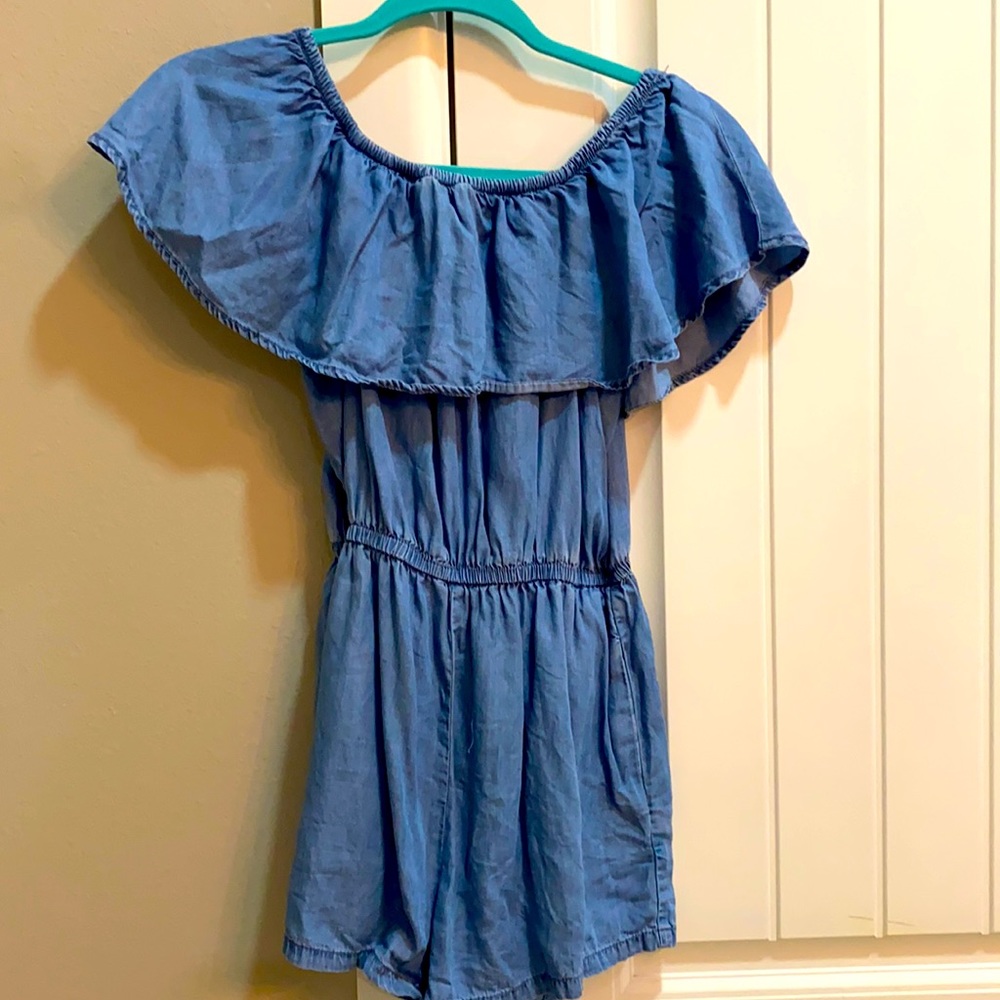 Forever 21 off shoulder romper small EUC